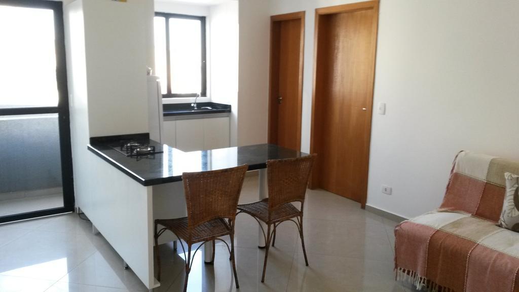 Apartamento Central กูรีตีบา ห้อง รูปภาพ